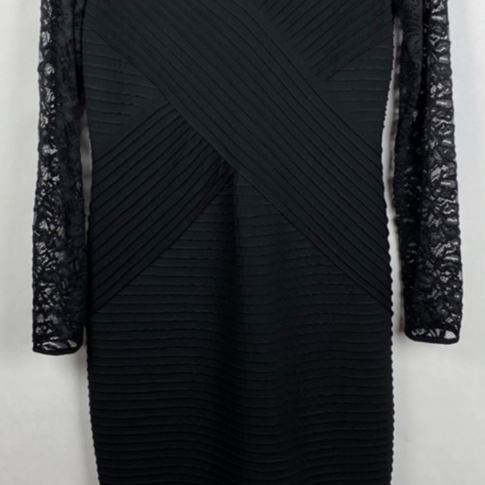 Elegant Black Lace Dress - Picture 3 of 6